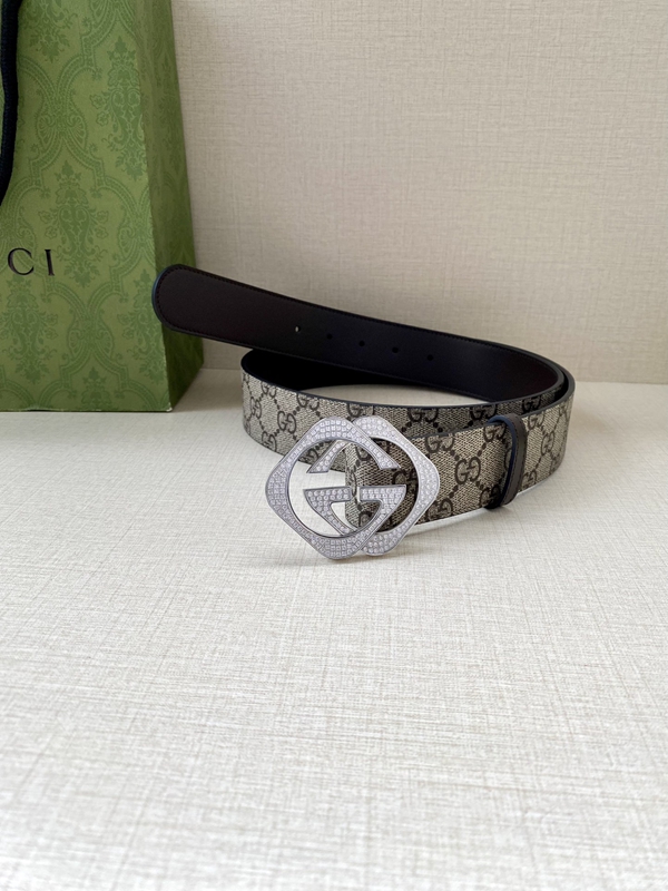 スーパーコピーグッチベルト細部ディテール